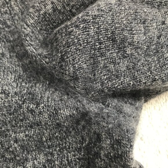 THE MENS STORE CASHMERE SWEATER GRAY V NECK LONG SLEEVE PULLOVER MEDIUM - Picture 8 of 9